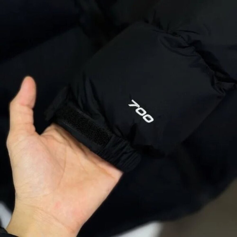 The North Face Midnight Black Puffer Jacket - Picture 8 of 9